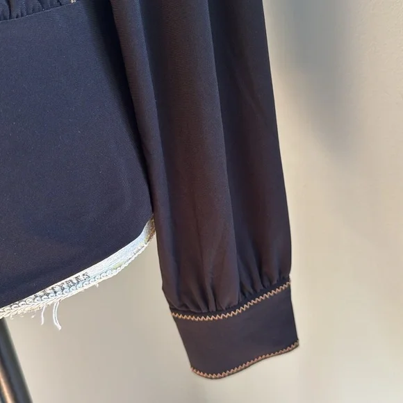 White House Black Market surplus wrap black top brown contrast stitching NWT Lg - Picture 6 of 11